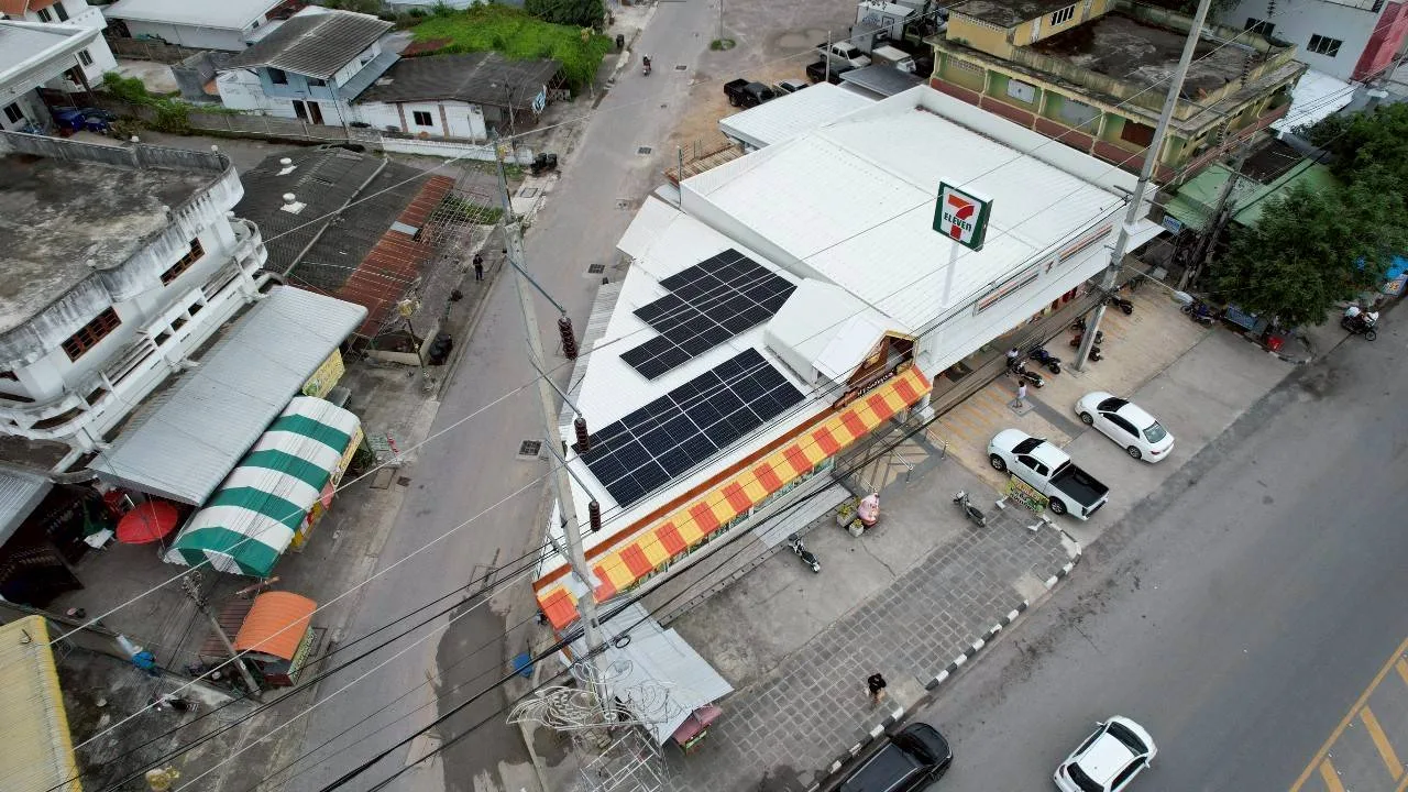 ร้านฟาร์มสมบูรณ์ ติดตั้งโซลาร์